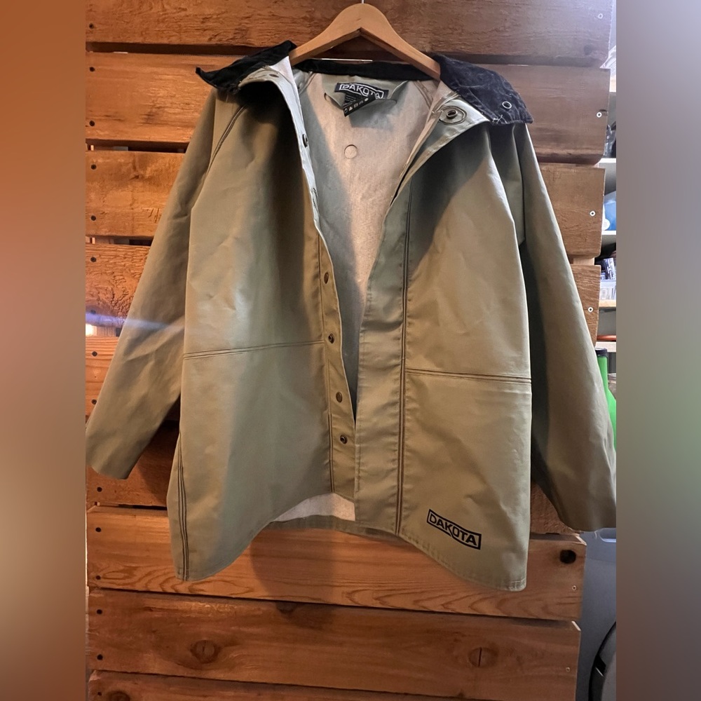 Waterproof Dakota rain jacket